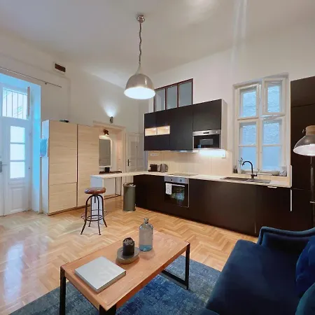 Apartmán Duplex Penthouse With Sauna & Jacuzzi In The Centre Of Budapešť