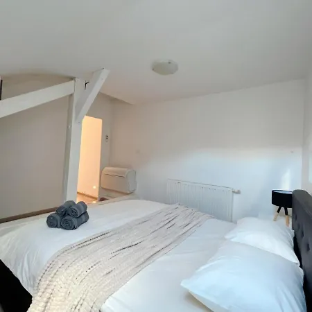 Duplex Penthouse With Sauna & Jacuzzi In The Centre Of Apartmán