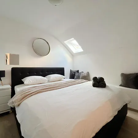 Apartmán Duplex Penthouse With Sauna & Jacuzzi In The Centre Of Budapešť