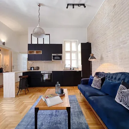Apartmán Duplex Penthouse With Sauna & Jacuzzi In The Centre Of Budapešť