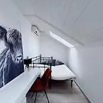 Apartment Duplex Penthouse With Sauna & Jacuzzi In The Centre Of
