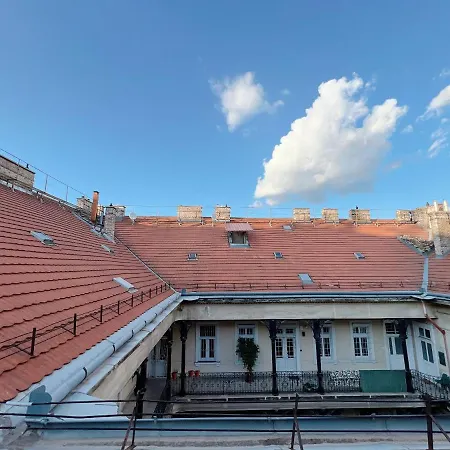 Duplex Penthouse With Sauna & Jacuzzi In The Centre Of