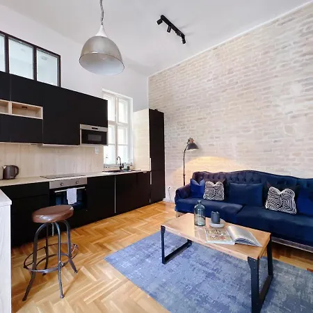 Duplex Penthouse With Sauna & Jacuzzi In The Centre Of Budapest