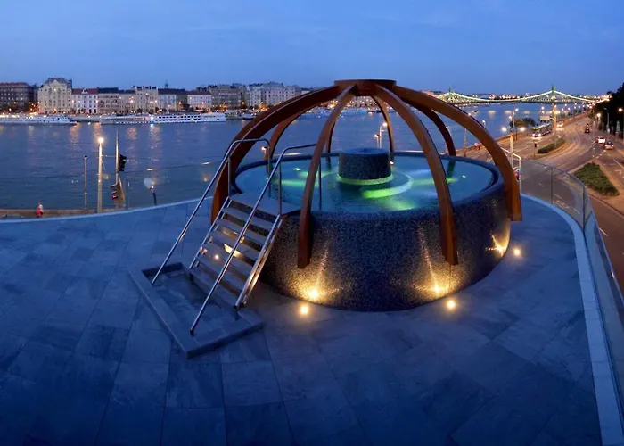 Duplex Penthouse With Sauna & Jacuzzi In The Centre Of * ブダペスト