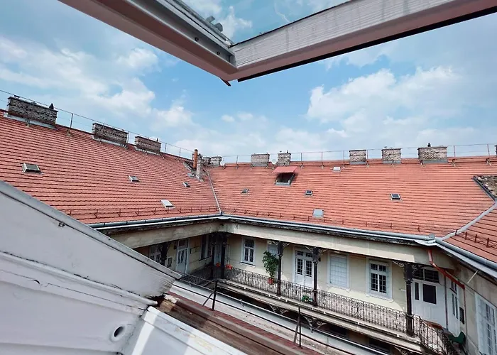 Duplex Penthouse With Sauna & Jacuzzi In The Centre Of ブダペスト
