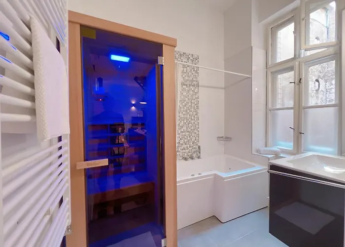 Duplex Penthouse With Sauna & Jacuzzi In The Centre Of アパート