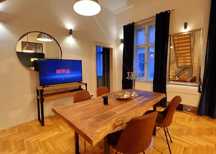 Duplex Penthouse With Sauna & Jacuzzi In The Centre Of アパート *